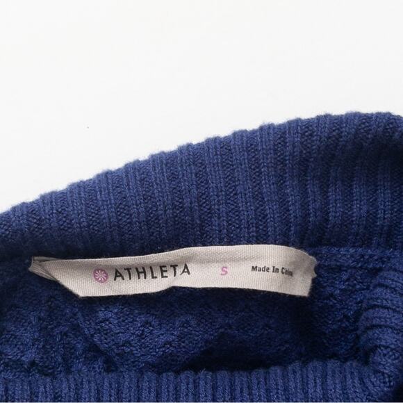Athleta Sweater Sz S Blue Marina Chianti Merino Wool Turtleneck Textured - Picture 9 of 11